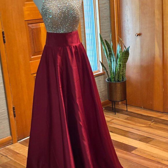 Maroon & Gold Evening Gown Size 4 - Picture 1 of 4
